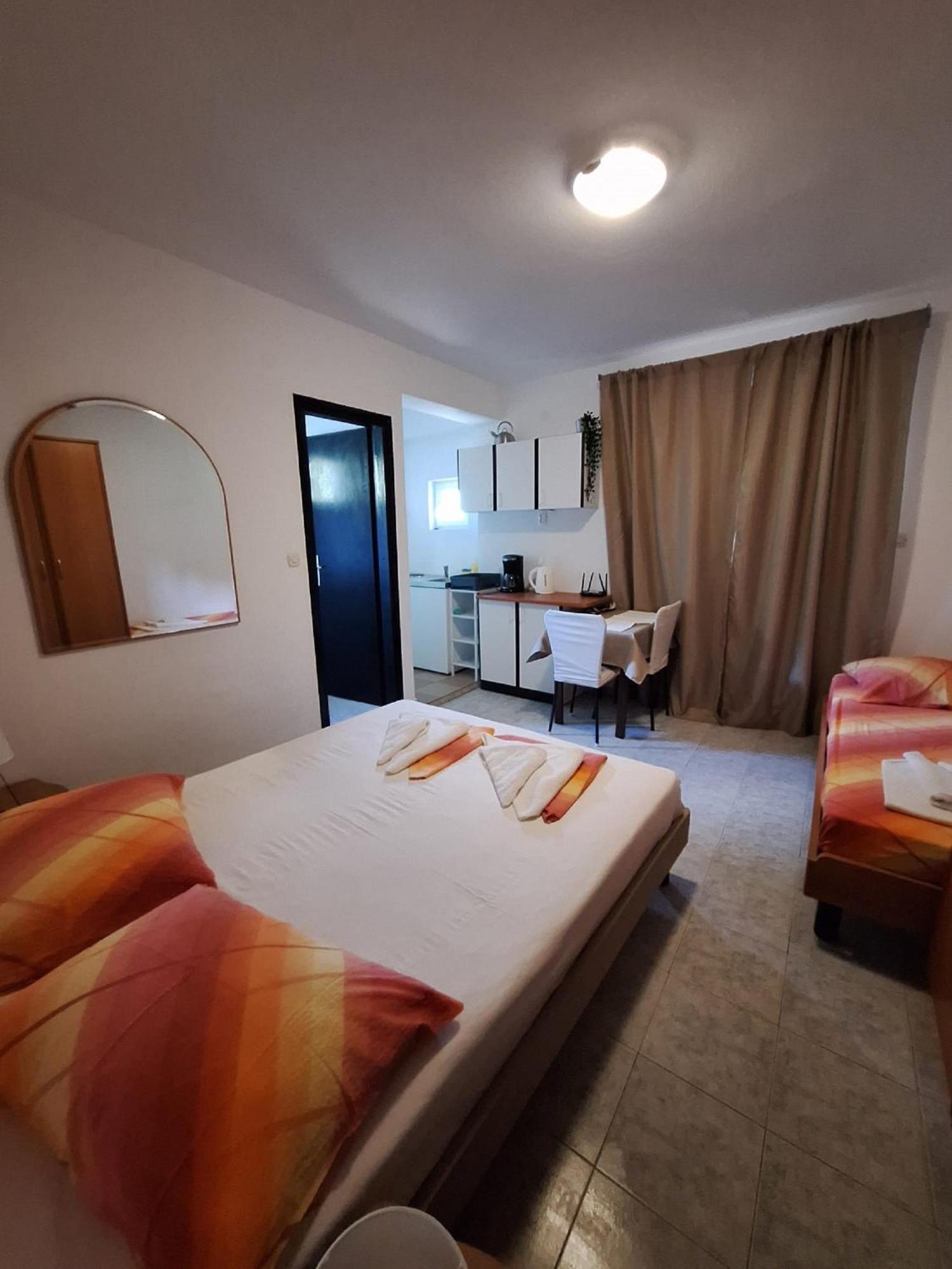 Apartments Dalmatin Žuljana 외부 사진